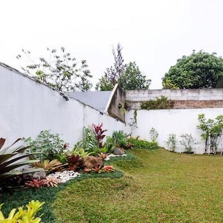 Stylish Villa At Green Apple U 35A Cipanas Puncak Sindanglaya エクステリア 写真
