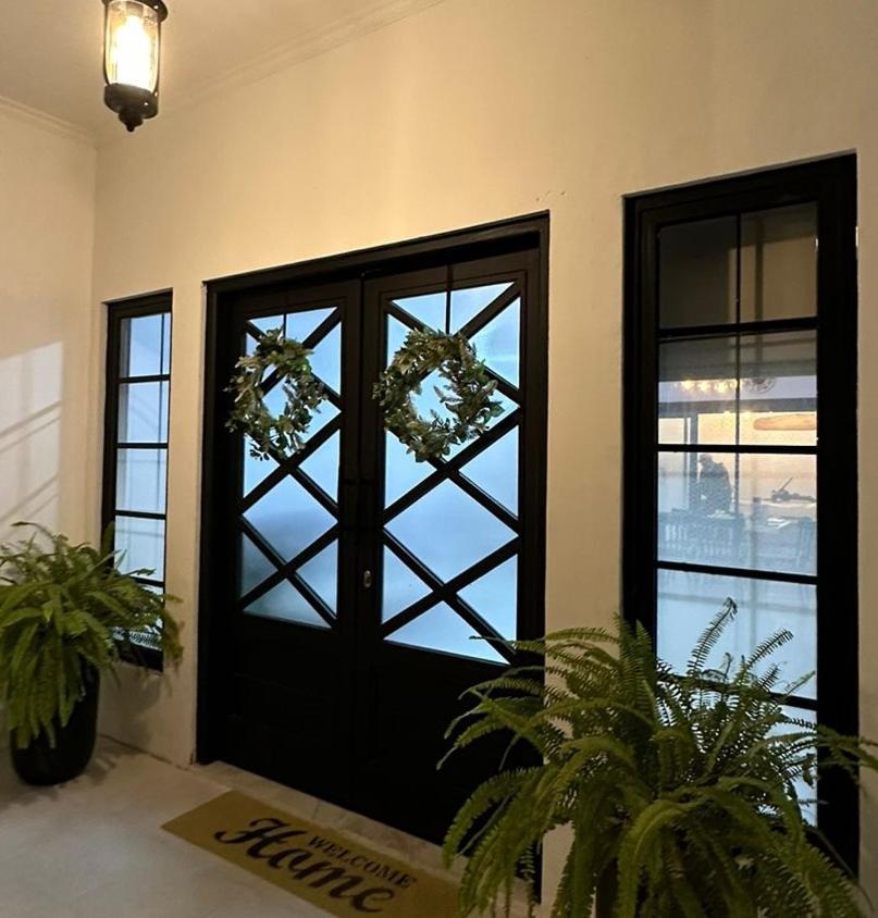 Stylish Villa At Green Apple U 35A Cipanas Puncak Sindanglaya エクステリア 写真