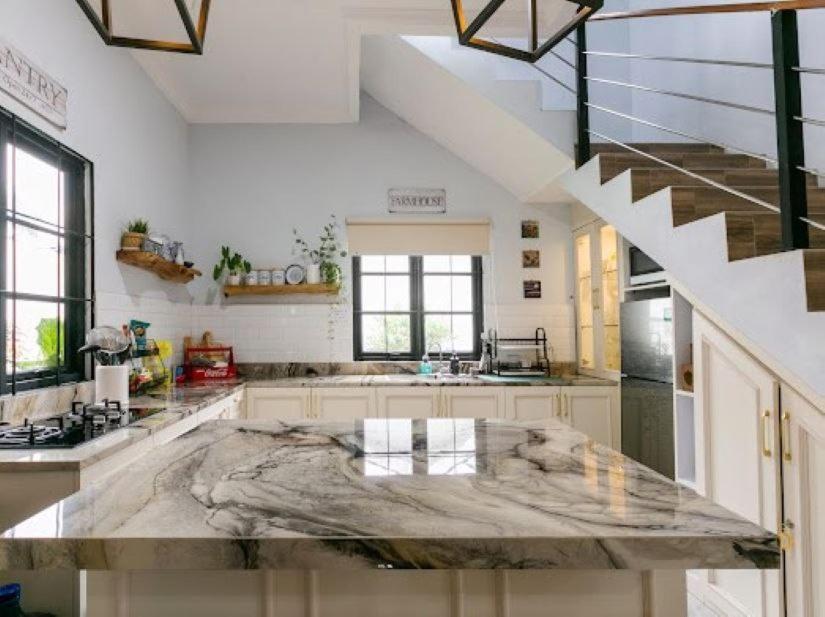 Stylish Villa At Green Apple U 35A Cipanas Puncak Sindanglaya エクステリア 写真